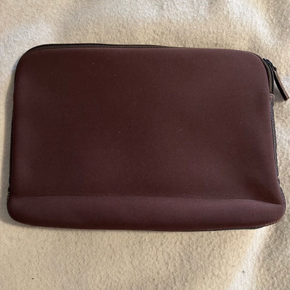 Fossil Tablets & Accessories Vintage Fossil Brown Neoprene Leather